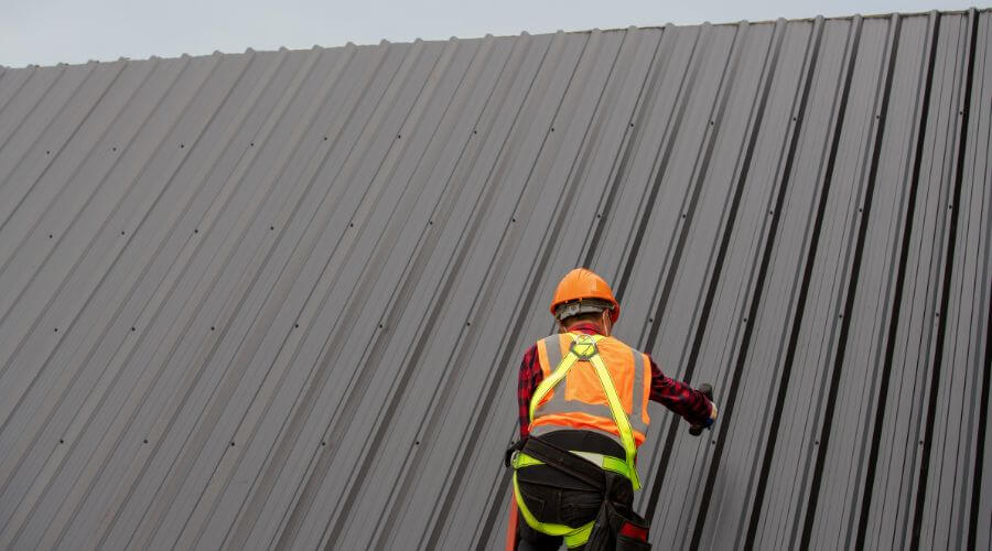 Expert Emergency Roof Repairs services in Winsted, MN